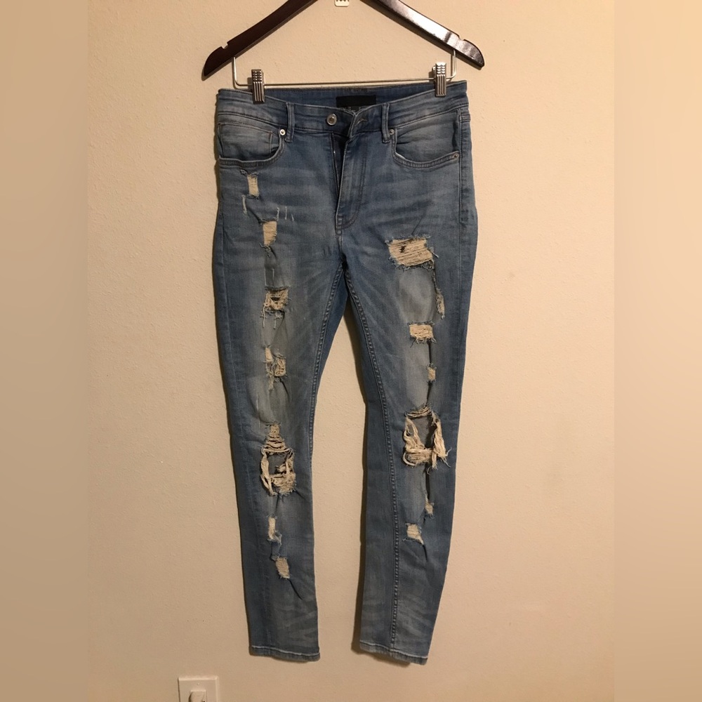 Distressed/Ripped Skinny Jeans 31 Waist
